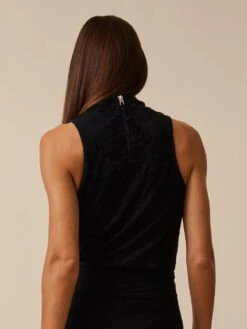 Wolf Links Lace Mock Neck Top 8 Wolf Links Lace Mock Neck Top -Greyson Sales Store LFA23K31 001 2129 BACK