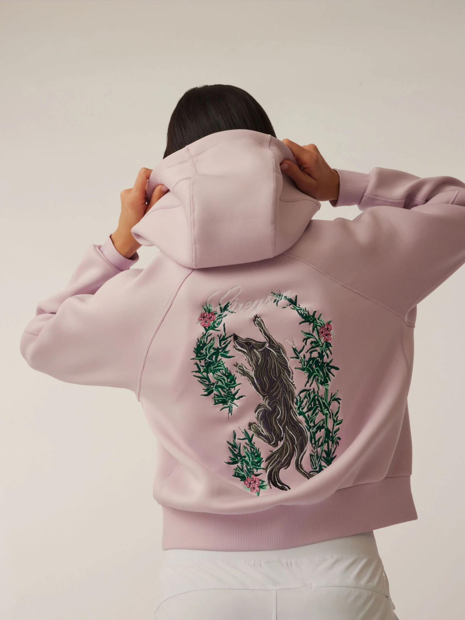 Climbing Wolf Kristina Full-Zip Hoodie 4 Climbing Wolf Kristina Full-Zip Hoodie - Image 2