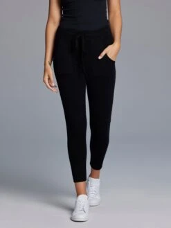 Koko Jogger -Greyson Sales Store LSP22B46 001 FNT