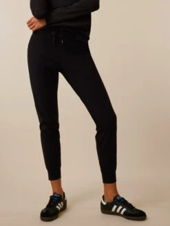 Phoenix Jogger -Greyson Sales Store LSP22B52 001 0093 FRONT