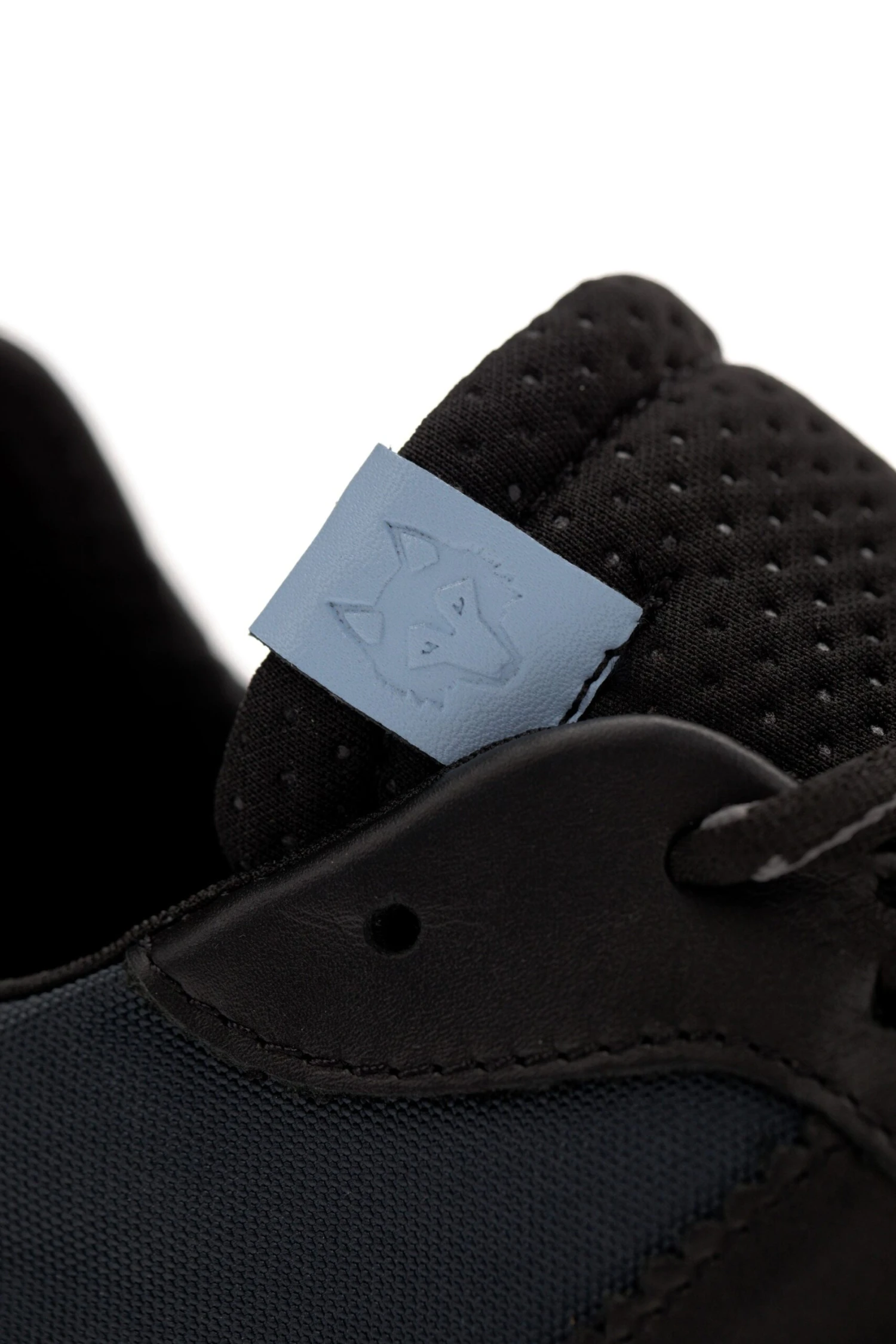 Coywolf Runner 11 Coywolf Runner - Image 9