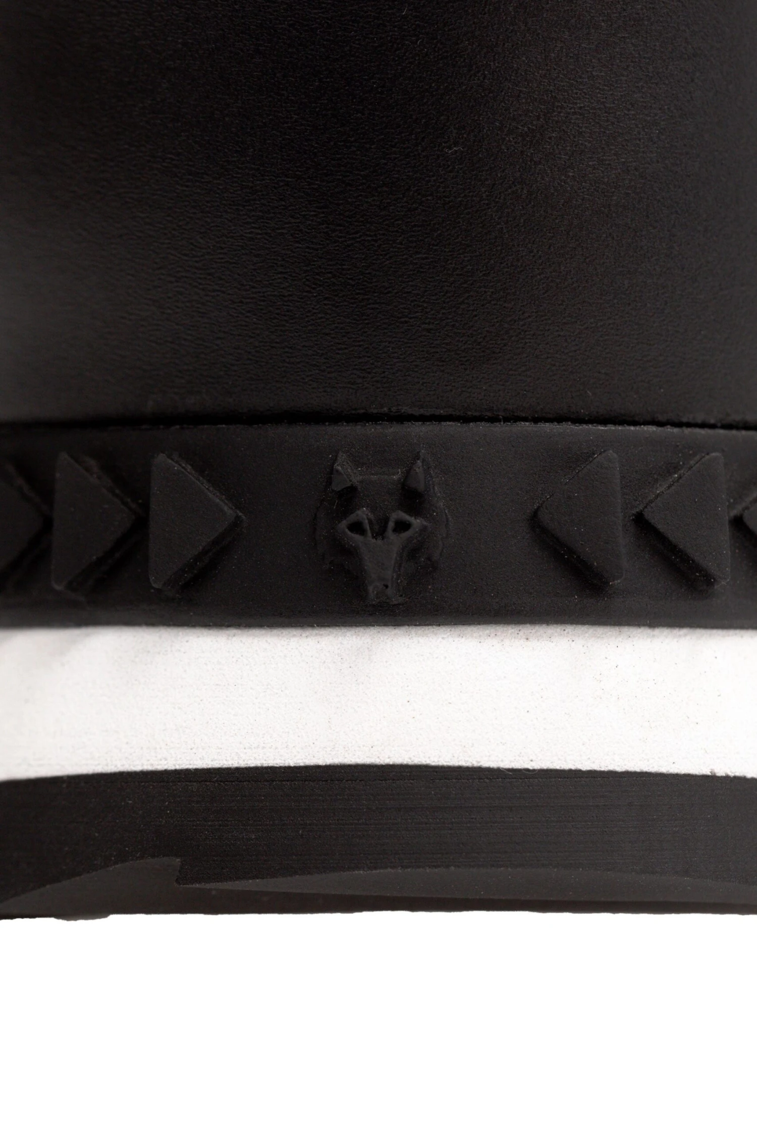 Coywolf Runner 13 Coywolf Runner - Image 11