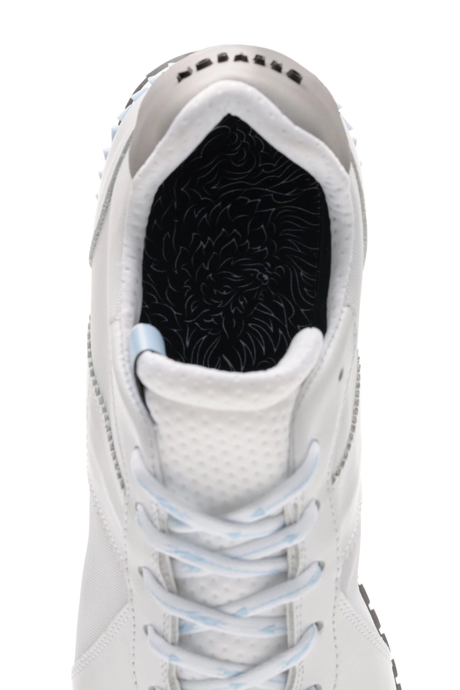 Coywolf Runner 19 Coywolf Runner - Image 17