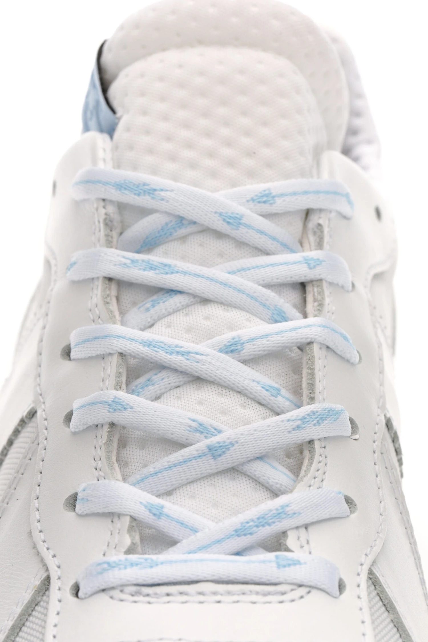 Coywolf Runner 22 Coywolf Runner - Image 20